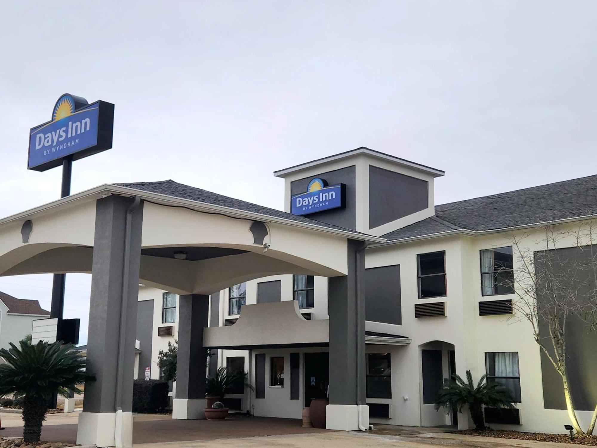 Days Inn By Wyndham Lafayette Scott Экстерьер фото